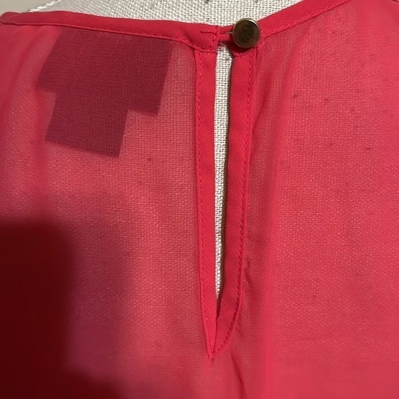 Liz Claiborne deep coral top with ruffles. Sz L - Picture 3 of 6